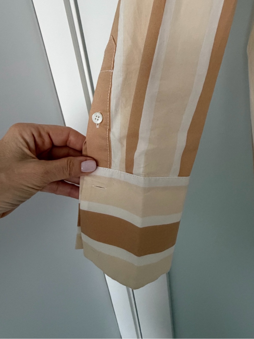 STAUD Women’s Oversized Beige & Cream Stripe Shirt - Picture 4 of 5
